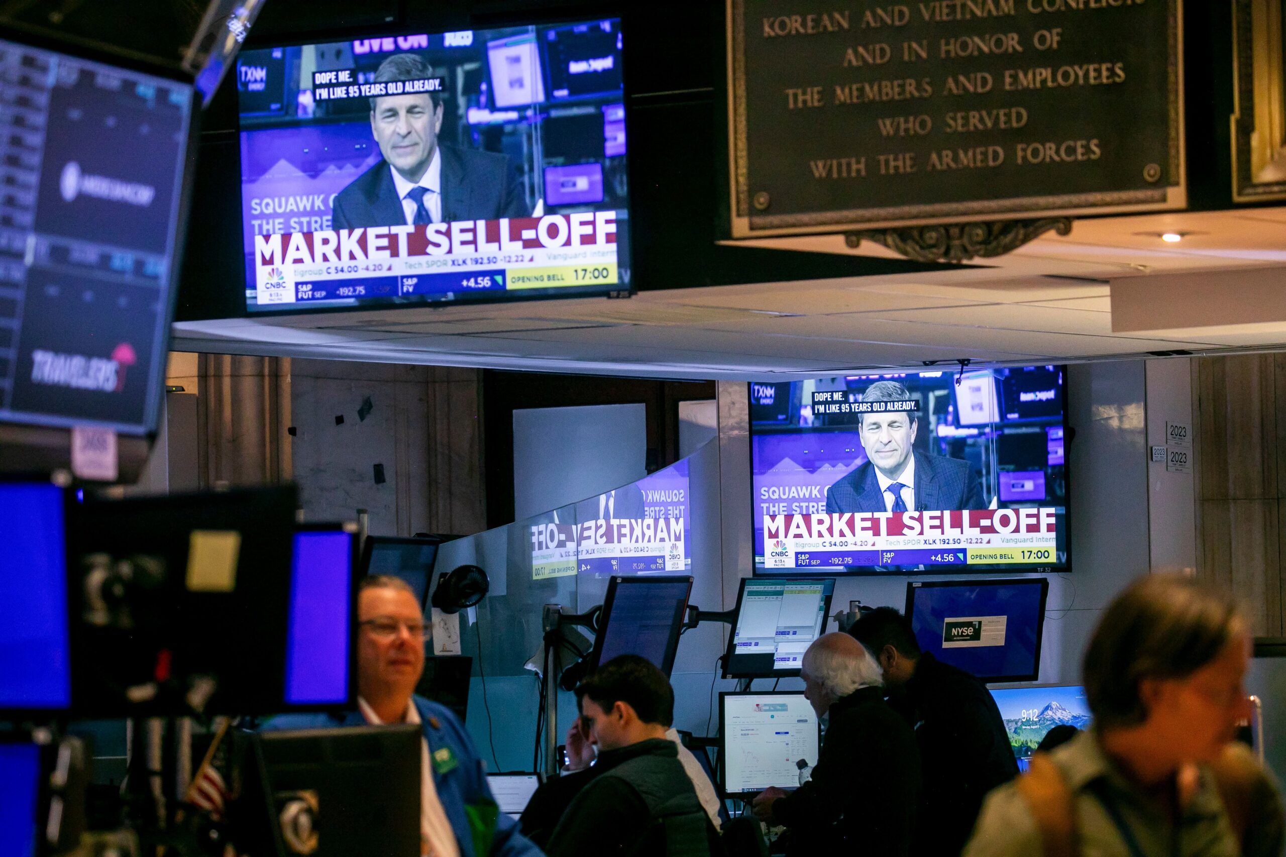 Wall Street ‘regresa de entre los muertos’ tras ‘pánico’: S&P 500 gana 1.14%​